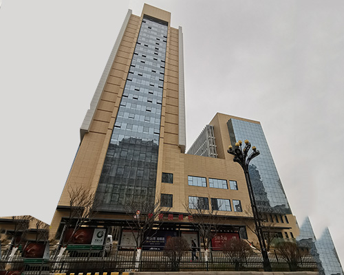 青海建設(shè)科技大廈三陽(yáng)大酒店(四星級(jí)，21000m2，海湖新區(qū)地標(biāo)建筑)